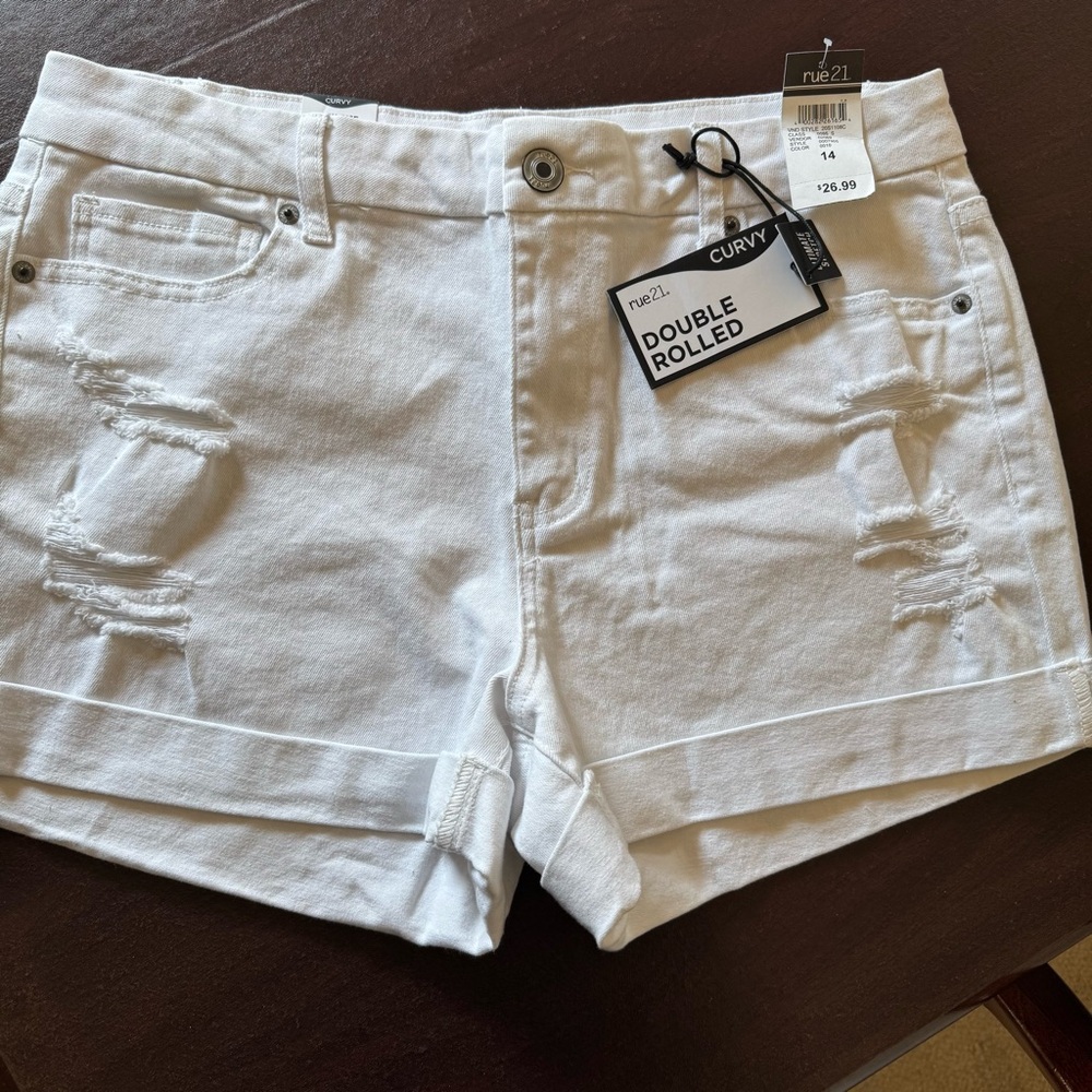 Rue21 Women's White Distressed Jean Shorts.